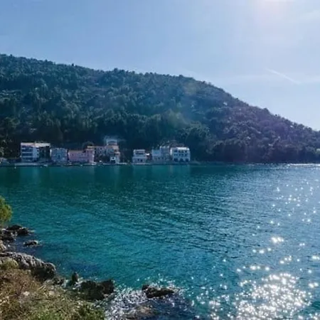 Villa Mustapic By Guide *