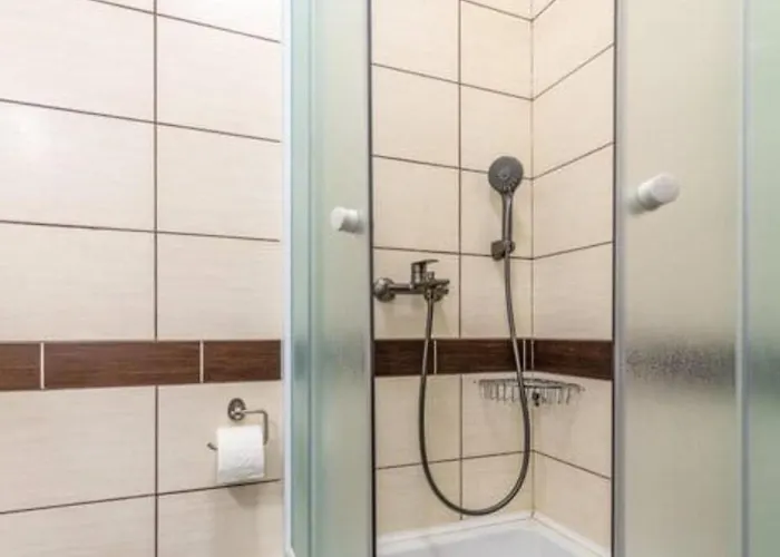 Mustapic By Guide * Блаце